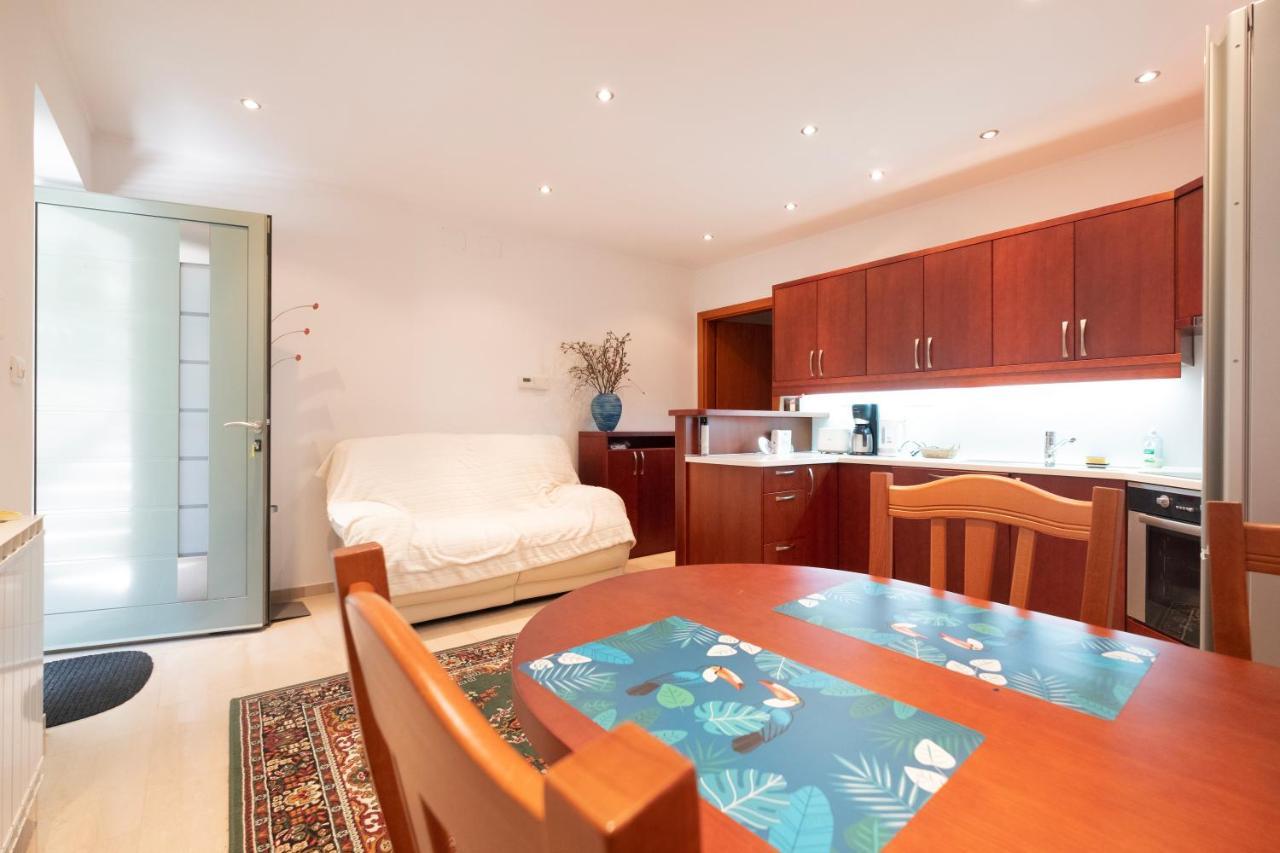 Apartment Papillon- Free Parking